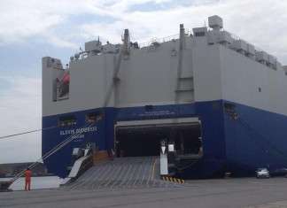 Sohar port hits vessel call record