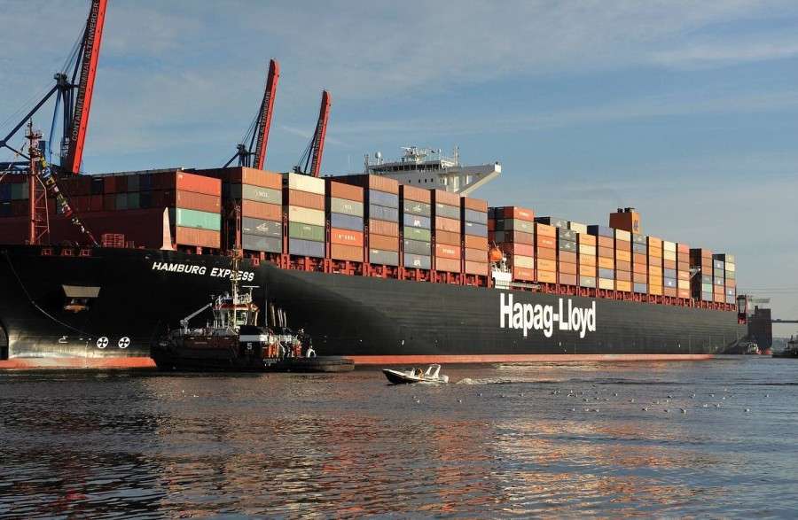 Hapag-Lloyd and UASC agree merger deal Hapag-Lloyd agrees UASC merger deal