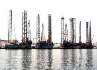 Lamprell hit by rig delay
