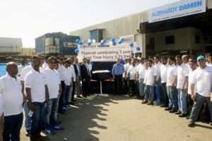 Albwardy Damen team celebrates their achievement