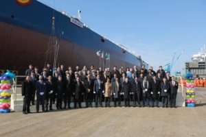 VIP guests from Bahri and HHI alongside the new VLCC, Amjad