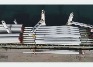 Duqm successfully handled heavy lift components for the Harweel wind farm