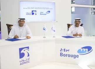 Borouge CEO, Ahmed Omar Abdulla, and Captain Abdulkareem Al-Masabi, CEO of ADNOC L&S, at the contract signing ceremony held during ArabPlast 2019