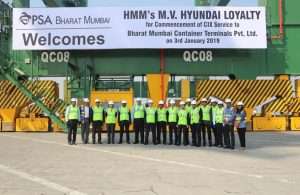 HMM and BMCT executives mark the maiden call of the Hyundai Loyalty at the terminal