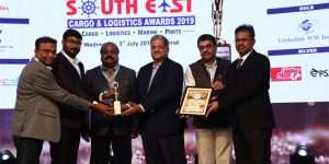 The Chennai International Terminal team picking up the award