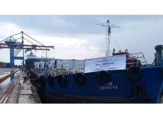 Bhavya was flagged off by G. Senthilvel, Deputy Chairman of Haldia Dock Complex and Captain Anil Singh, chief executive of Adani Inland Waterways in the presence of Haldia Dock Complex Officials and Captain Sudeep Banerjee, head of HICT