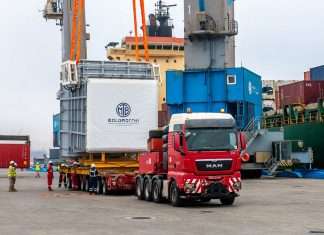 Duqm port handled over-width cargoes recently on flatrack containers