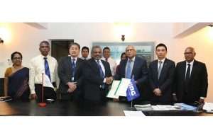 Executives from Colombo Dockyard and HIPG attending the signing of a new agreement between the two Sri Lankan organisations