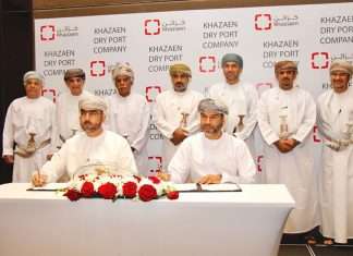 The agreement was signed, on behalf of Khazaen, by Khalid Awadh Al Balushi, CEO of Khazaen Economic City and by Dr. Ahmed Mohammed Al Abri, CEO of Marafi, on behalf of the three companies - Marafi, Khimji Ramdas and Al Madina Logistics Services