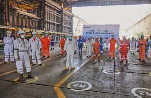 Drydocks World is converting a drill ship into an offshore installation vessel