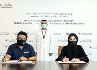 Dr Noura Al Dhaheri, Head of Abu Dhabi Ports’ Digital Cluster, and CEO of Maqta Gateway, and Gaurav Biswas, Founder and CEO of TruKKer, sign an agreement to offer customers truck booking services through MARGO