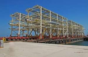 OFCO and Mammoet will work together on heavy lift logistics operations in the UAE