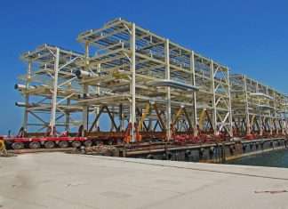 OFCO and Mammoet will work together on heavy lift logistics operations in the UAE