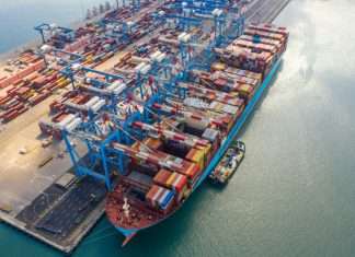 VCT recently broke its container productivity record when working on a Maersk vessel, Mexico