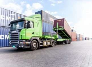 Momentum Logistics was one of two Gulftainer divisions to pick up the top ROSPA award