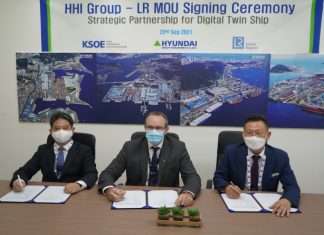 From left to right: BY Yoo, KSOE VP for Energy System Research Institute, Andy McKeran, LR Maritime Performance Services Director and DJ Lee, HHI VP for Initial Design Office