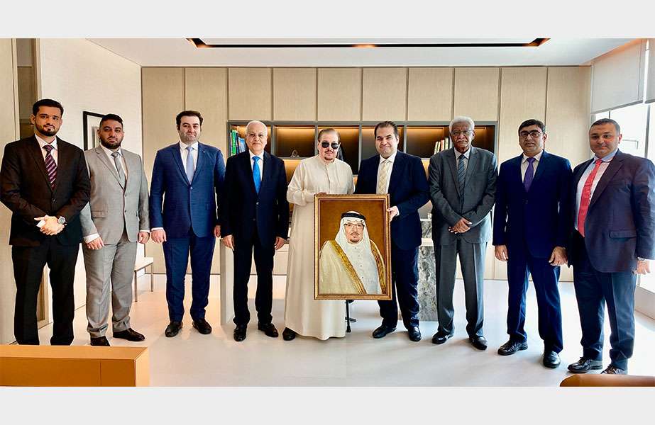 IPANDI-new H.E. Dr. Abdullatif A. Sultan, Secretary General of the Organization of Islamic Shipowners’ Association, meeting with Amir Mosadeghi, Islamic P&I Club CEO, and the IPANDI team at its Dubai office