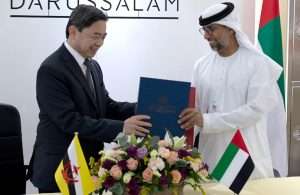 H.E. Suhail Al Mazrouei, UAE Minister of Energy and Infrastructure, and Dr. Amin Liew Abdullah, Minister of Finance and Economy II, Brunei Darussalam.