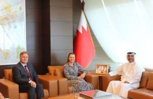 APM Terminals CEO Keith Svendsen and Maureen Bannerman, managing director of APM Terminals Bahrain, with His Excellency, Mohammed bin Thamer Al Kaabi, Minister of Transportation and Telecommunications