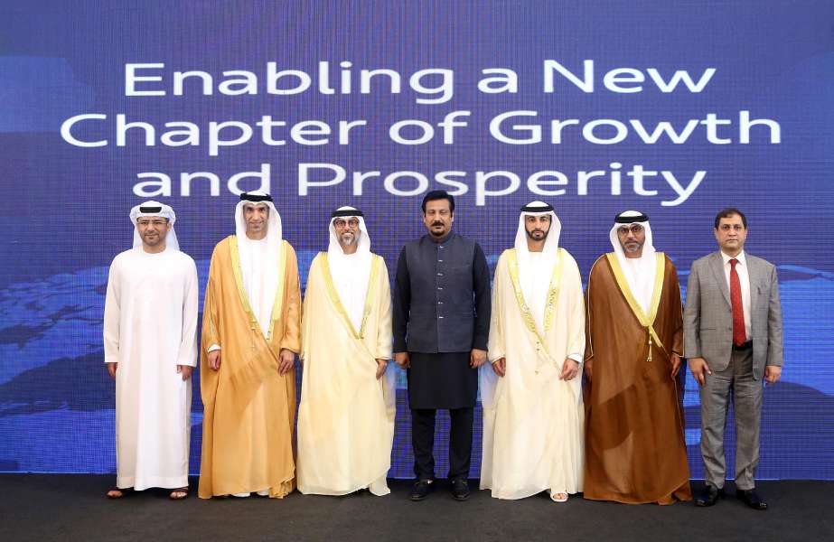 Story1 From right to left: Syed Syedain Raza Zaidi, Chairman, Karachi Port Trust; H.E. Bakheet Ateeq Al-Remeithi. Consul General of the United Arab Emirates in Karachi; His Highness Sheikh Ahmed bin Dalmook Al Maktoum; Syed Faisal Subzwari, Pakistan Minister for Maritime Affairs; H.E Suhail Al Mazrouei, Minister of Energy and Infrastructure; H.E Dr. Thani bin Ahmed Al Zeyoudi, Minister of State for Foreign Trade; Captain Mohamed Juma Al Shamisi, Managing Director and Group CEO of AD Ports Group