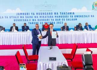 The concession agreement was signed between Plasduce Mkeli Mbossa, Director General of the TPA, and Sultan Ahmed Bin Sulayem, Group Chairman and CEO of DP World, in the presence of H.E. Samia Suluhu Hassan, President of the United Republic of Tanzania.