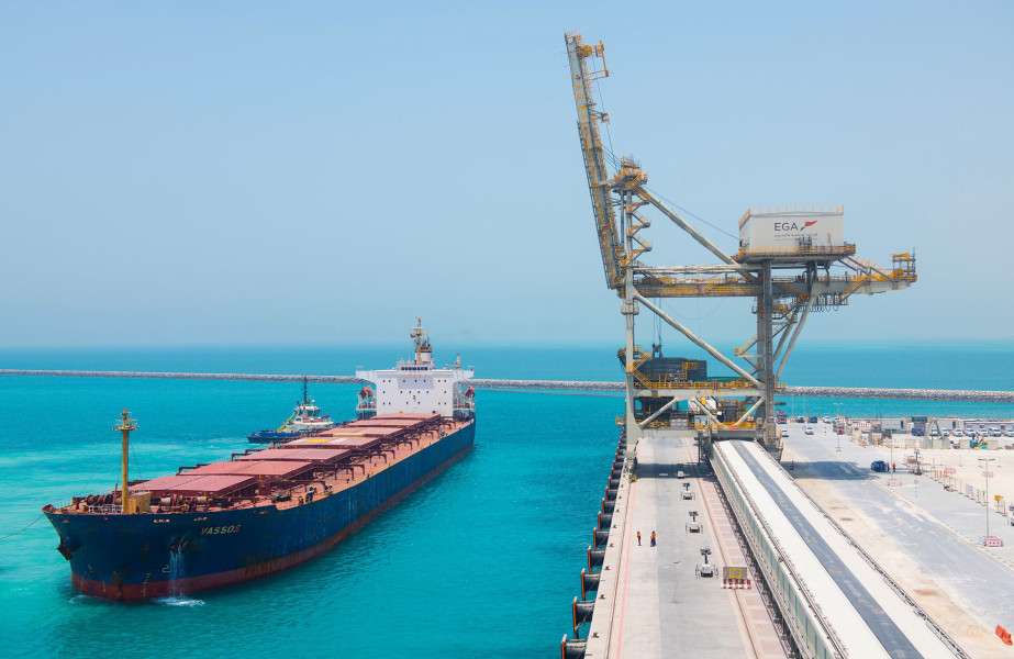 07 copy The aluminium EGA produces requires shipping raw materials to its production sites and bauxite and metal to customers worldwide