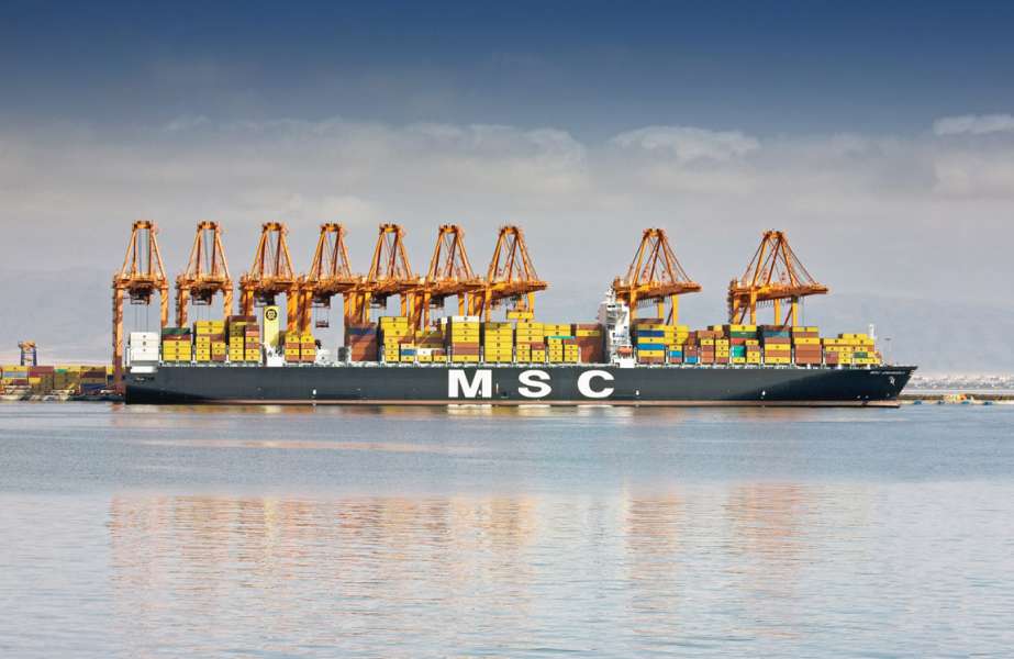 11 Ane Maersk on its maiden call at Jebel Ali in Dubai