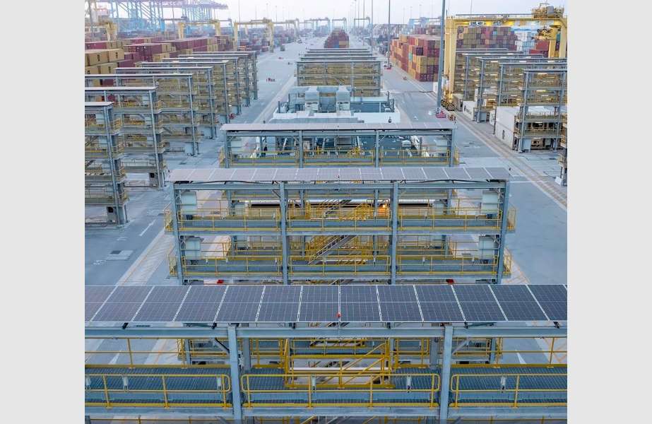 Solar panels on the QTerminals reefer stacks