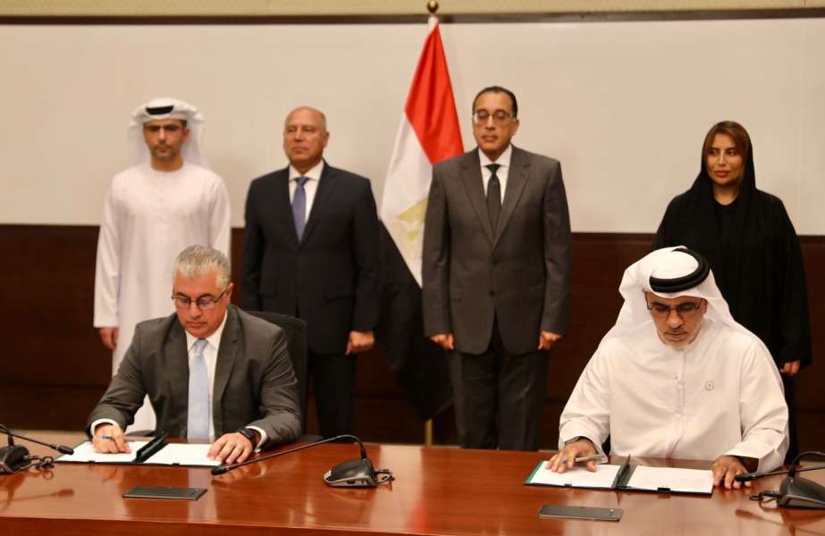 The agreement was signed at the Egyptian Cabinet headquarters in Cairo in the presence of His Excellency Dr. Mostafa Madbouly, Egypt’s Prime Minister, His Excellency Lieutenant-General Eng. Kamel El Wazir, Egypt’s Minister of Transport; Her Excellency Mariam Al Kaabi, Ambassador of the UAE to Egypt; and Captain Mohamed Juma Al Shamisi, Managing Director and Group CEO, AD Ports Group, by Ahmed Al Mutawa, Regional CEO, AD Ports Group and Major General Osama Saleh, Vice-Chairman of the Board of Directors of the Red Sea Port Authority