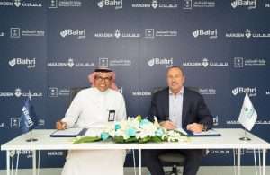 Eng. Ahmed Ali Al Subaey, CEO of Bahri, and Bob Wilt, CEO of Ma’aden, signing the cooperation agreement