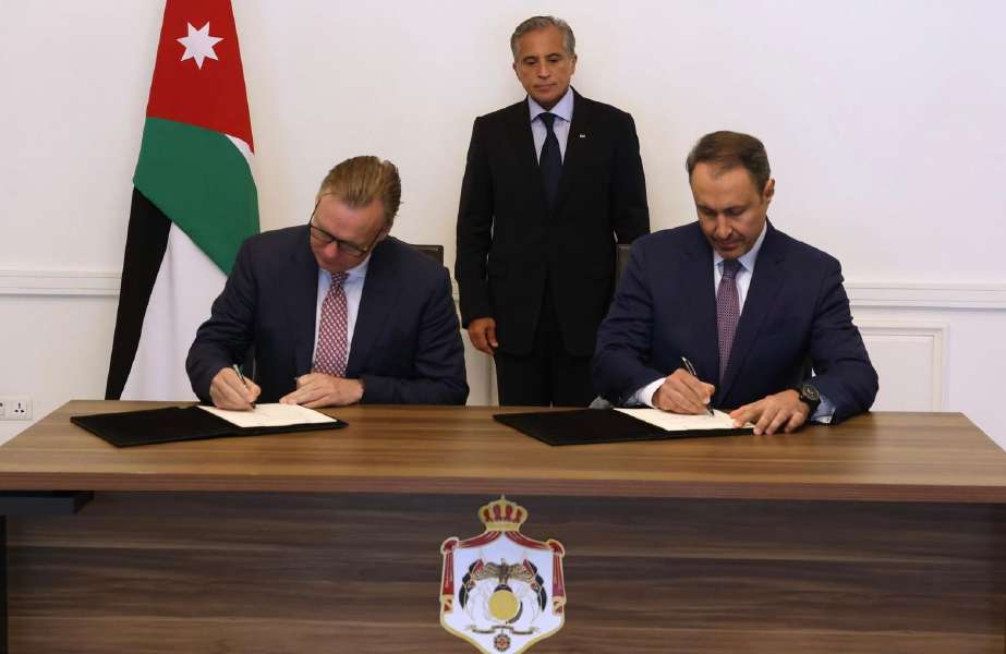 Story-6 APM Terminals and Aqaba Development Corporation have signed an extension to the Aqaba Container Terminal concession, which also sets out plans for further investment in the facility
