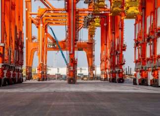 The Port of Salalah is continuing to upgrade its handling capabilities with the arrival of four new hybrid RTG stacking cranes