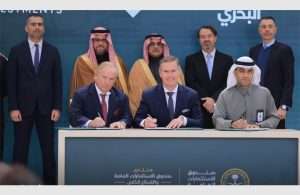 Executives from Bahri Logistics, Rasaru Mobility investments and Mosolf Group signing the new joint venture