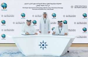 Saif Al Mazrouei, Chief Executive Officer, Ports Cluster, AD Ports Group, and Dr. Khalid Omar Mohamed Hamad Almidfa, Chairman, Oylz Terminals, signing the agreement to develop a new tank storage facility at Khalifa port