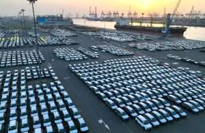 Car traffic moving through Dubai hit record levels in 2024