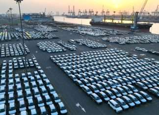 Car traffic moving through Dubai hit record levels in 2024
