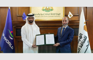 Representatives from DP World and the General Authority of Land and Sea signing the Tartous MOU