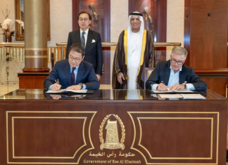 The signing of the concession extension agreement between RAK Ports and Hutchison Port Holdings