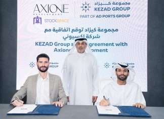 Mansoor Al Marar, Vice President, Industrial Business Development, Kezad Group; Georgy Gvilava, CEO, StockSpace; and Daniel Ilizarov, Managing Partner, Axione Development signing the warehousing agreement