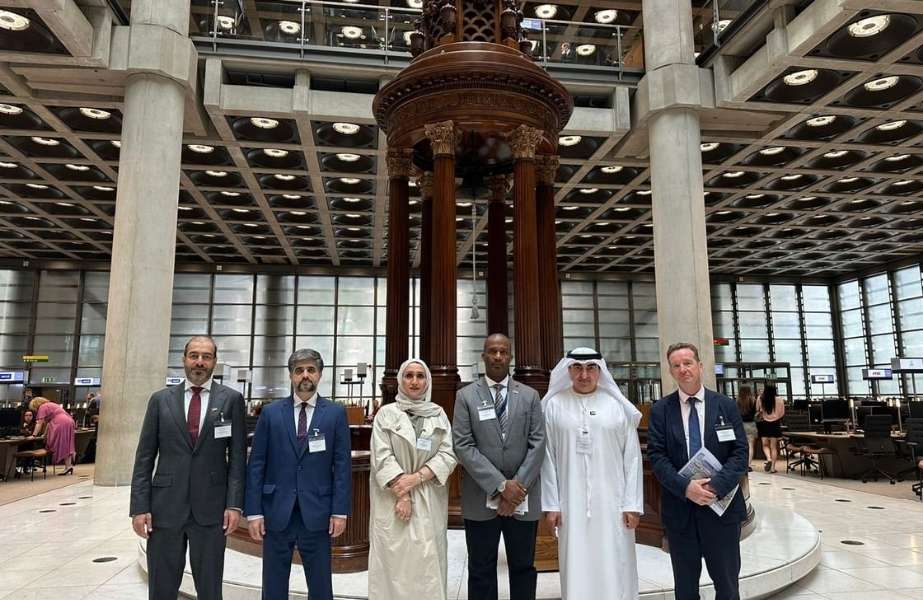 Story-5 The UAE delegation visiting Lloyds of London