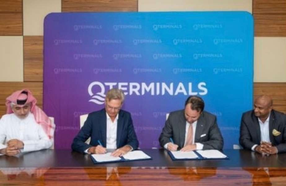 Story-6 The signing of the agreement between QTerminals and GAC Qatar to offer hold cleaning services at Hamad Port