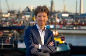 Hans Bobeldijk, CEO at UAB-Online