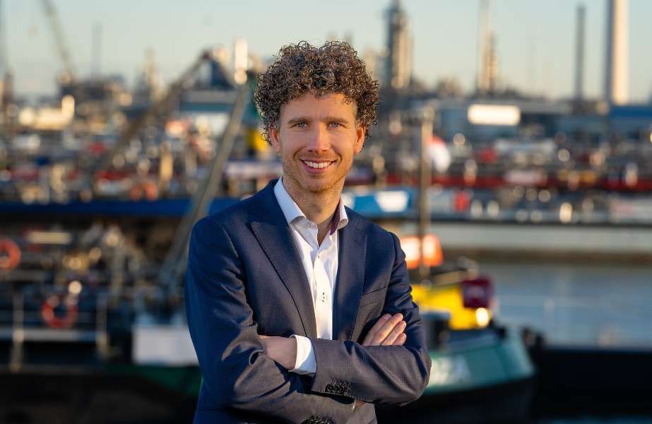 Hans Bobeldijk, CEO at UAB-Online