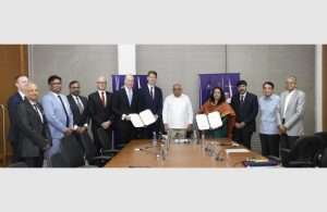 The signing took place at Gandhinagar in the presence of the Hon. Chief Minister of Gujarat Shri Bhupendra Bhai Patel and Chair of the Board of A. P. Moller - Maersk, Robert Maersk Uggla