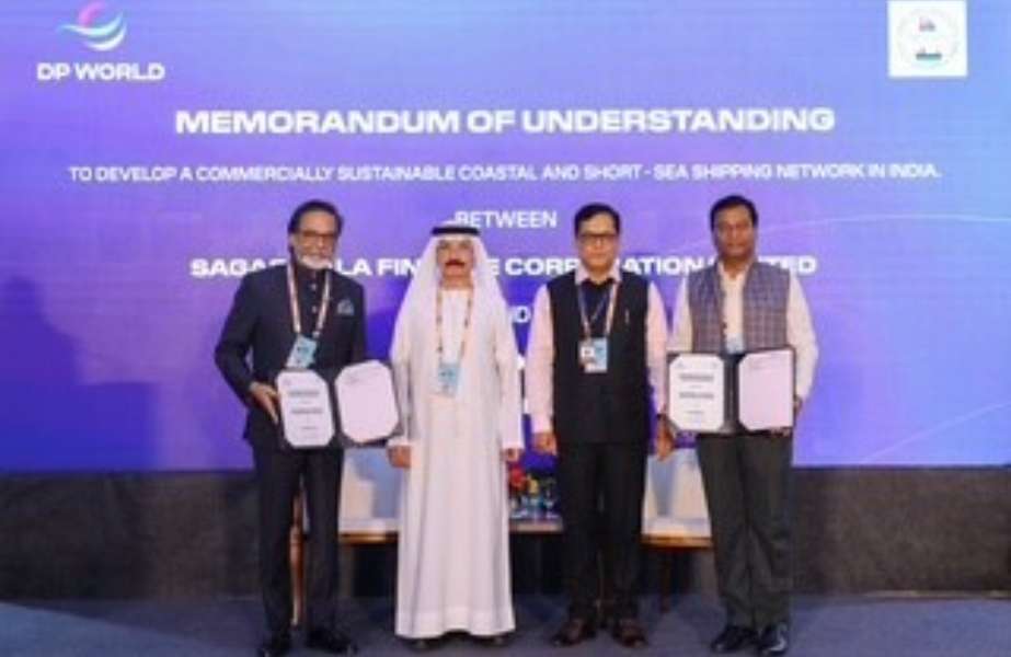 Story-8 From left to right: Ganesh Raj, Global COO – Marine Services, DP World, H.E. Sultan Ahmed bin Sulayem, Group Chairman and Chief Executive Officer of DP World, Shri Sarbananda Sonowal, Union Minister of Ports, Shipping and Waterways (MoPSW) and S. T. Selvam, Director (Projects), Sagarmala Finance Corporation, at the MOU signing ceremony in Mumbai