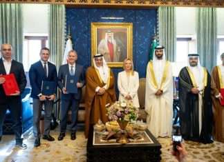 Fincantieri was represented by its Chairman, Biagio Mazzotta, and Eugenio Santagata, General Manager of the Fincantieri Naval Vessels Division, who signed the partnership agreement together with Ahmed AlAbri, Chief Executive Officer of ASRY