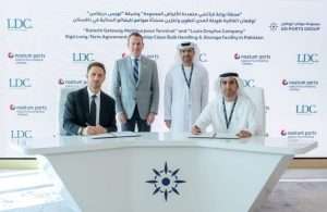 Mohammed Al Tamimi, Chief Executive Officer of Noatum Ports, and Rubens Marques, LDC’s Head of South and Southeast Asia signing the joint agreement to strengthen Pakistan’s agricultural supply chain and ports logistics systems