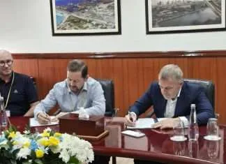 Captain Rado Antolovic signing the latest LNG carrier conversion contract with Dixstone Lower Gulf