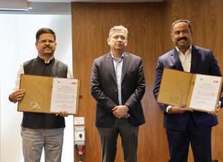 The MoU was exchanged between Shri Susanta Kumar Purohit, Chairperson, VoCPA, and Shri Mahesh Krishnappa, Senior Vice President, Division Lead, ABB Singapore, in the presence of Shri Vijay Kumar, IAS, Secretary, Ministry of Ports, Shipping and Waterways, Government of India