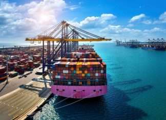 PCFC, DP World and Dubai Maritime City participated in the joint environmental campaign to protect the waters of Dubai’s ports